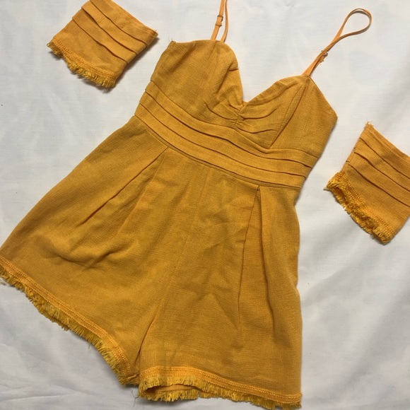 Saints + Secrets Romper , size S, NWOT, gold - Picture 1 of 4